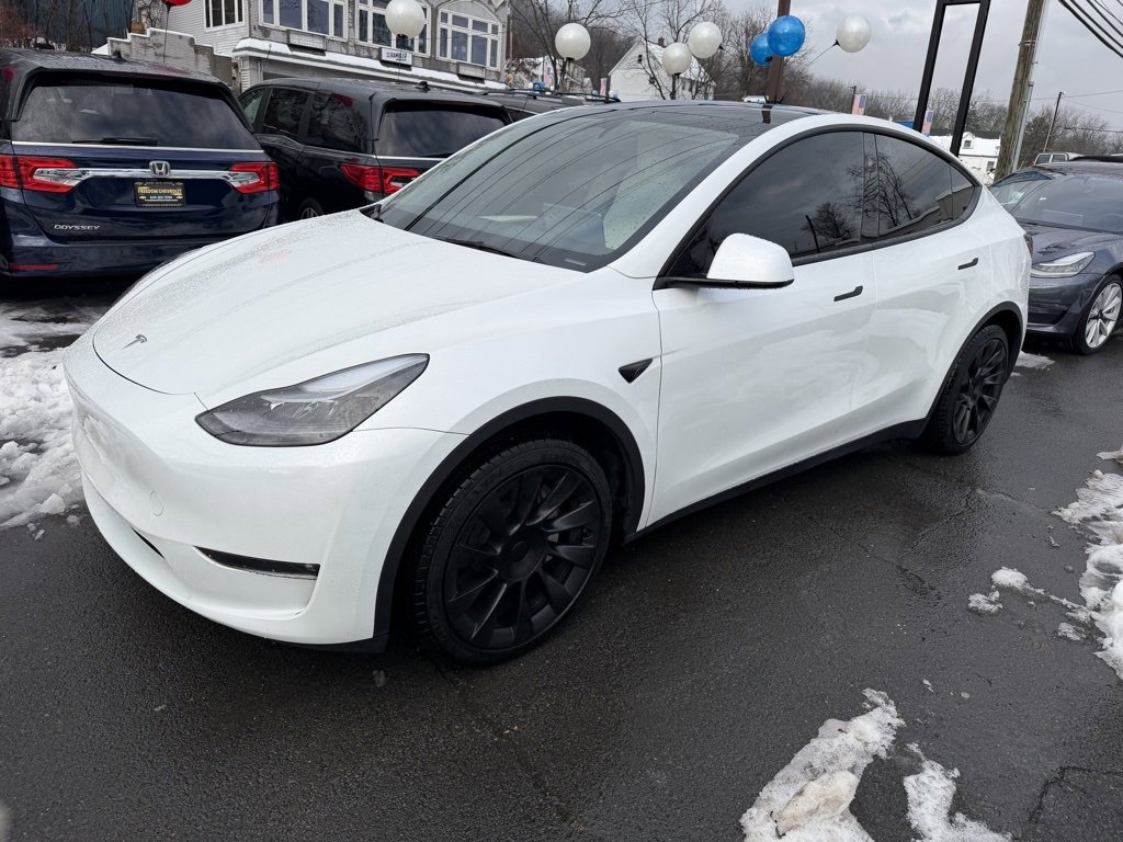 Used 2024 Tesla Model Y Long Range with VIN 7SAYGAEE2RF059299 for sale in Northfield, Minnesota