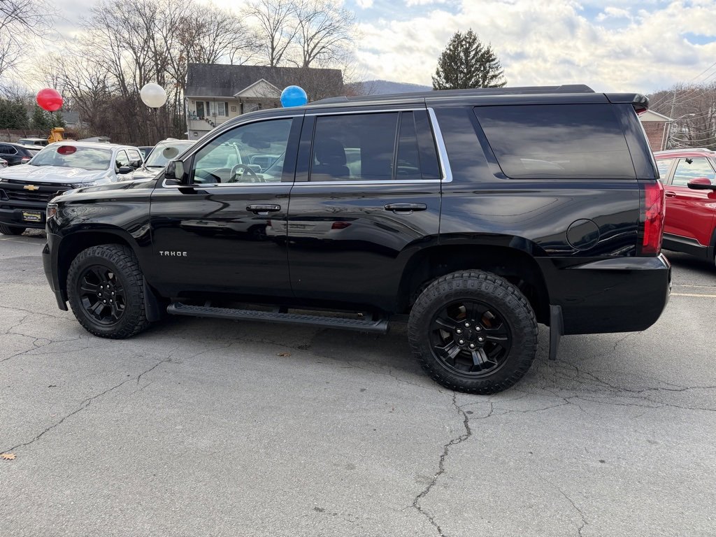 2019 Chevrolet Tahoe LS photo 2