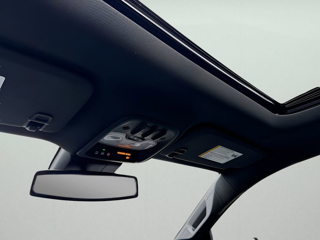 2025 Chevrolet Colorado ZR2 - Photo 29