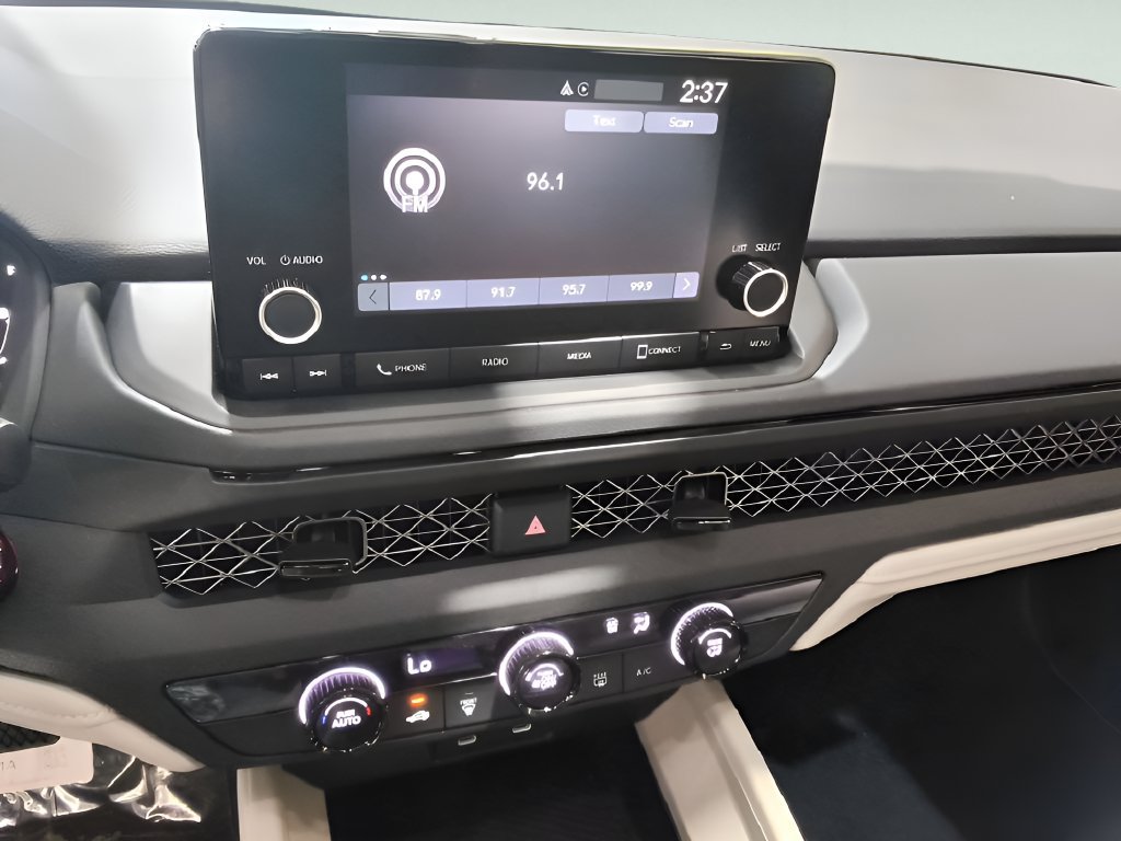 2025 Honda Accord LX - Photo 26