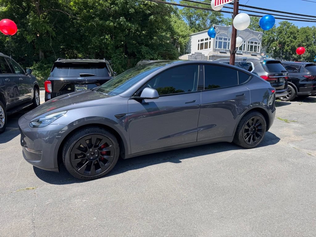 Used 2021 Tesla Model Y Long Range with VIN 5YJYGDEE2MF211038 for sale in Fort Montgomery, NY