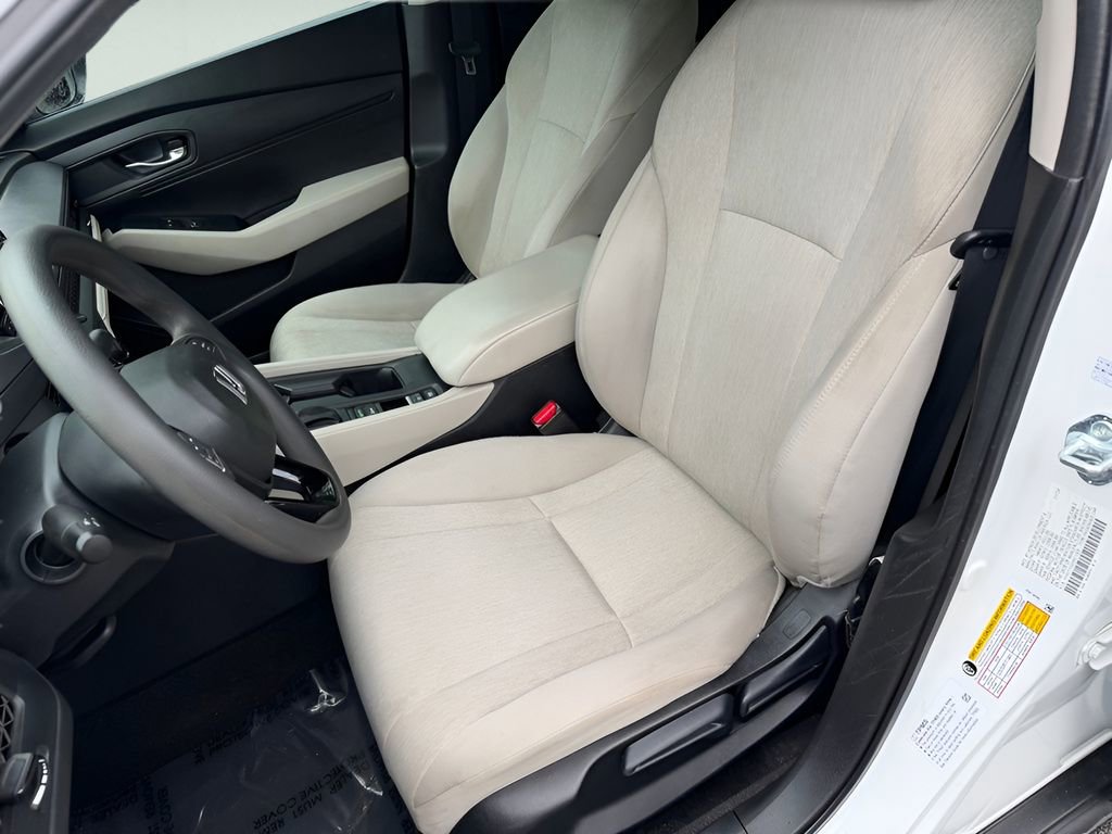 2025 Honda Accord LX - Photo 16
