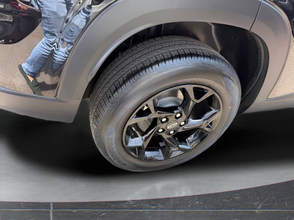 2026 Chevrolet Trax LT - Photo 13