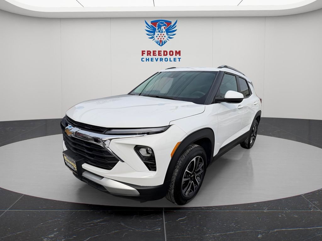 Used 2025 Chevrolet Trailblazer LT SUV