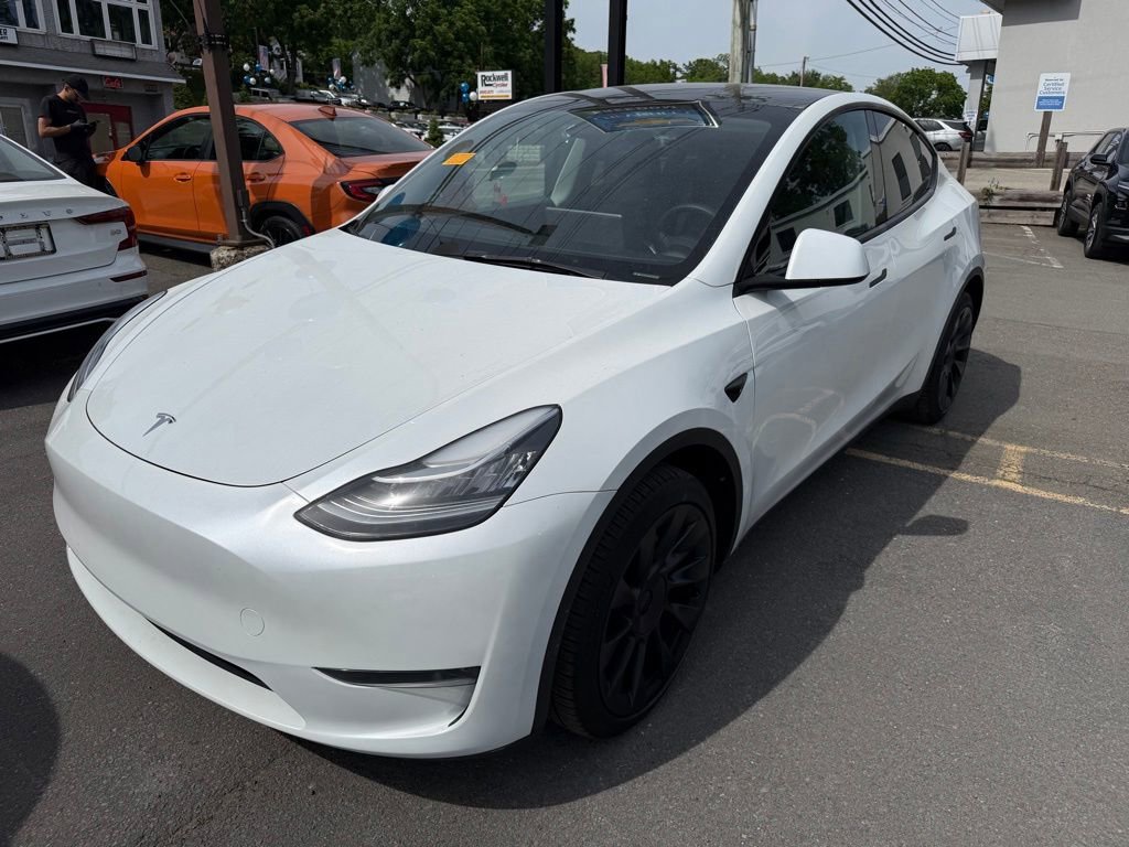 2023 Tesla Model Y Long Range Dual Motor All-Wheel Drive's photo