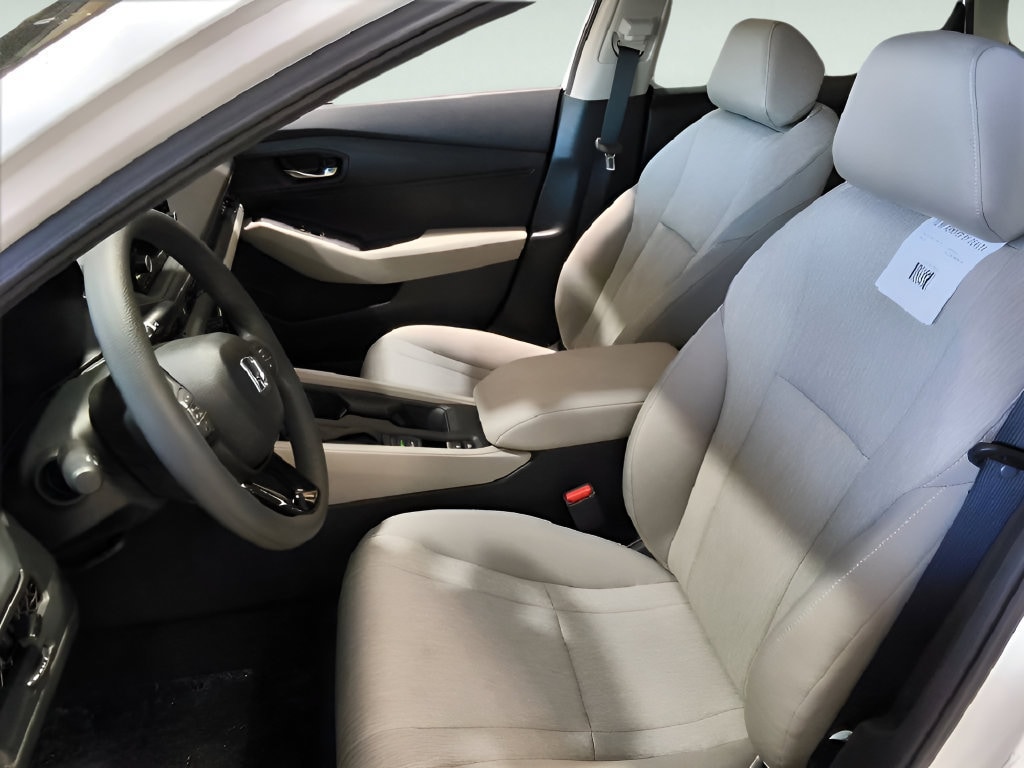 2025 Honda Accord LX - Photo 13