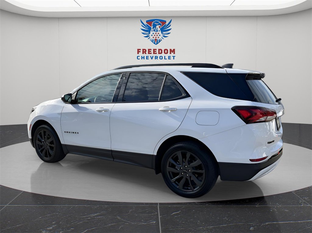 2024 Chevrolet Equinox RS photo 3