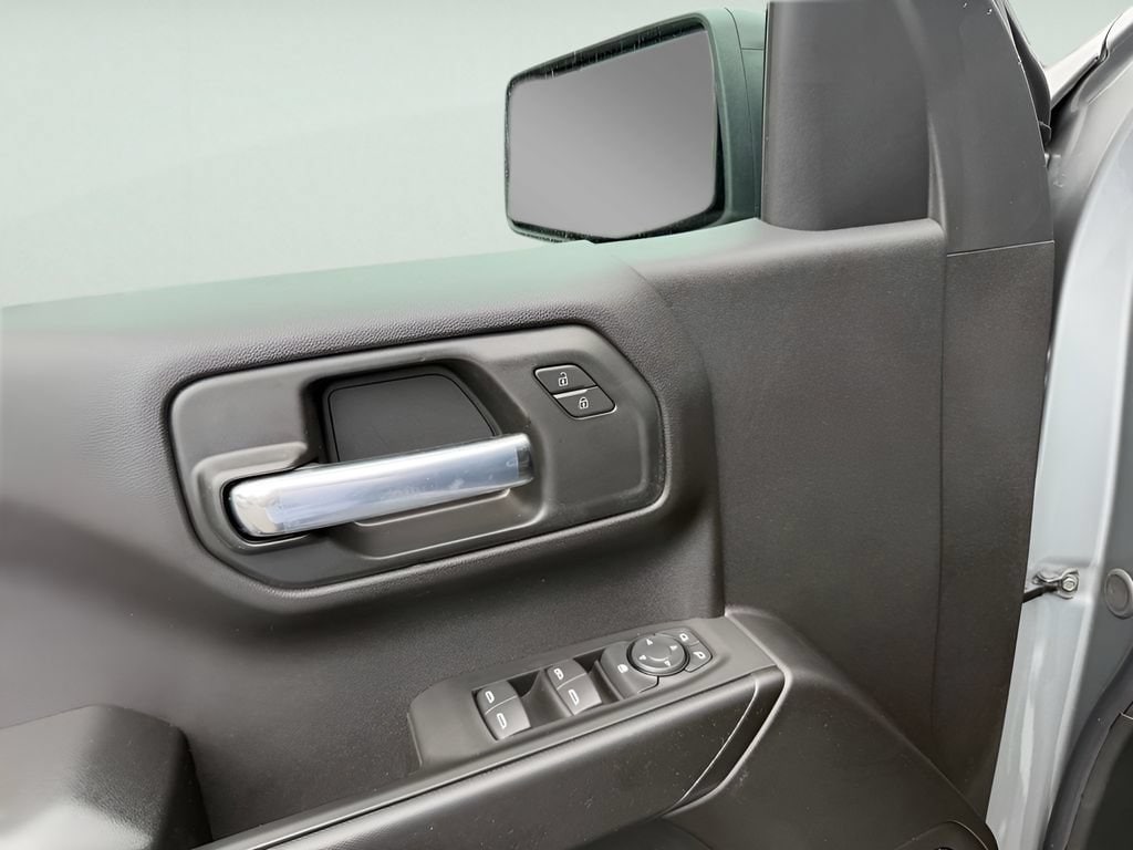 2026 Chevrolet Silverado 1500 Custom - Photo 18