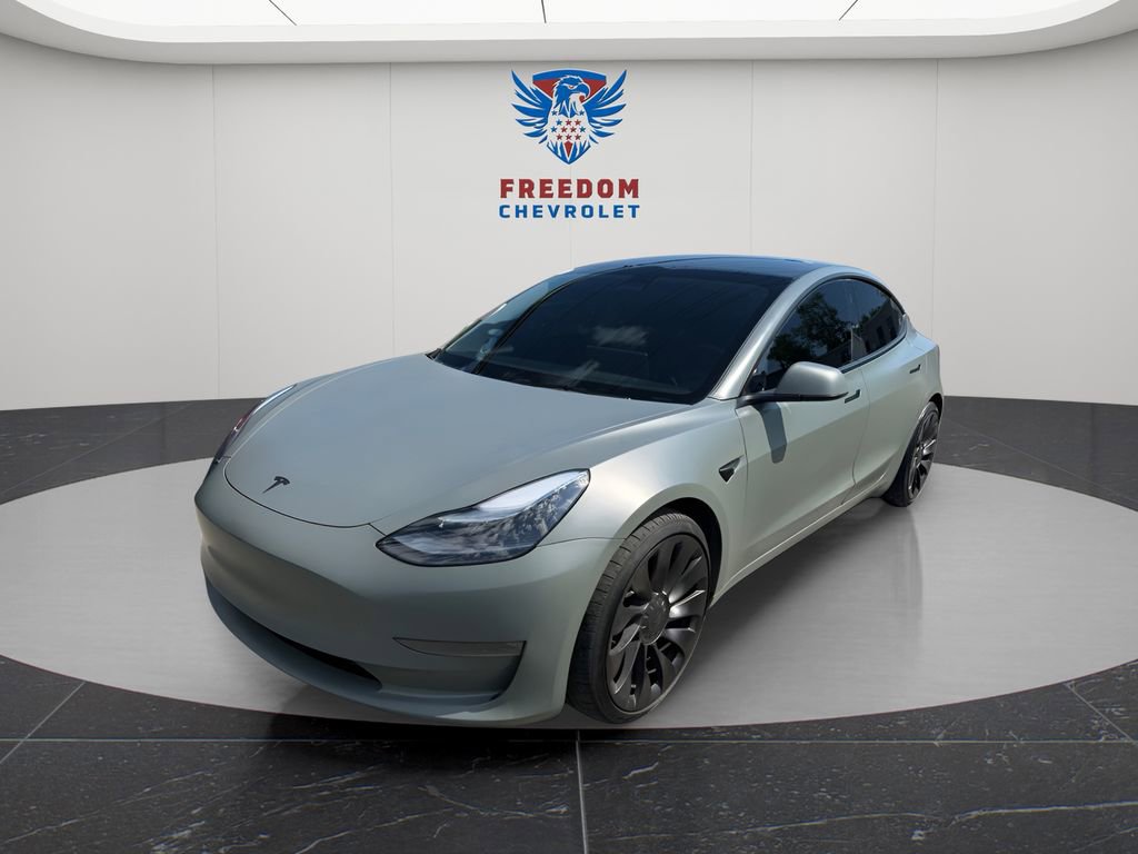 2023 Tesla Model 3 Performance's photo