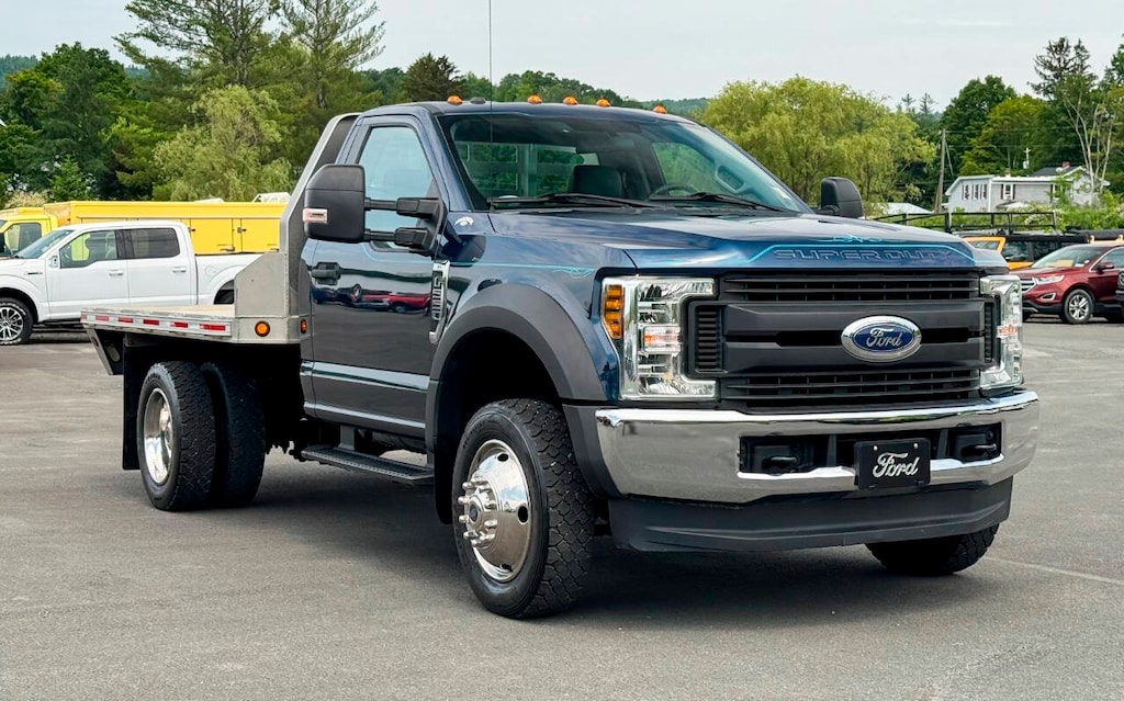 Used 2019 Ford F-550 Super Duty 4X4 2dr Regular Cab 145.3 205.3 in. WB Chassis