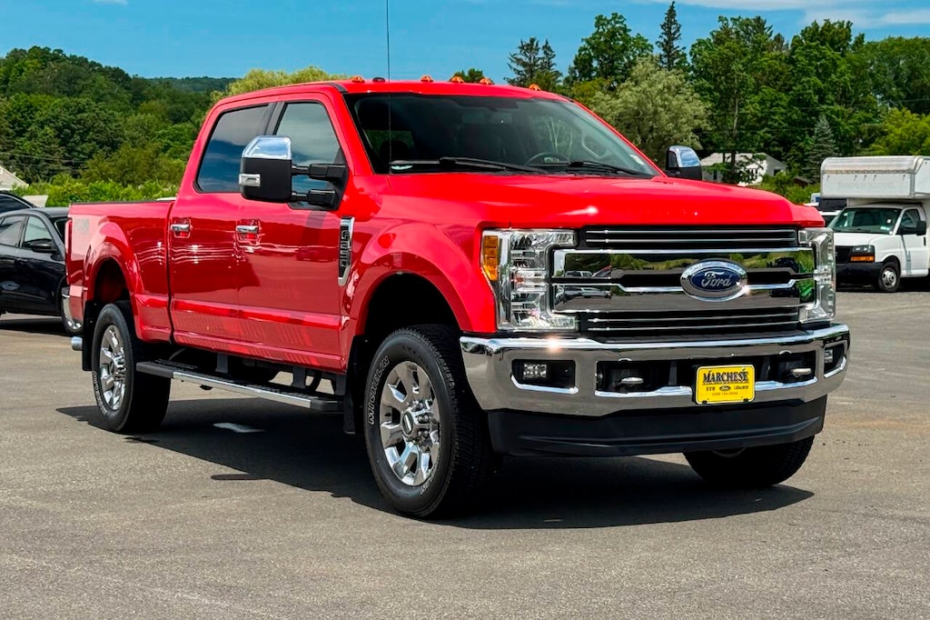 Used 2017 Ford F-250 Super Duty Lariat 4x4 4dr Crew Cab 6.8 ft. SB Pickup Pickup Truck