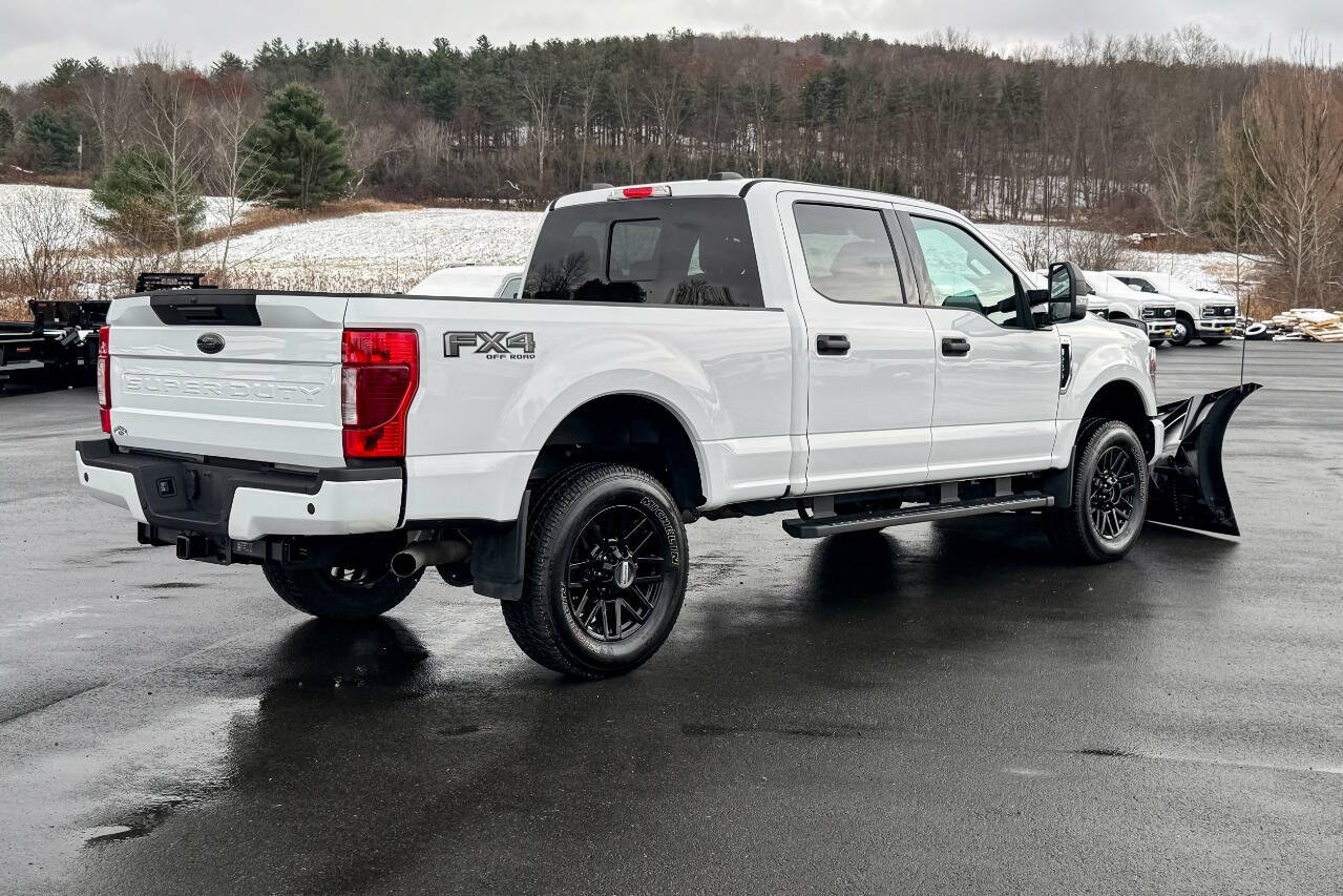 2022 Ford F-250 XLT photo 2