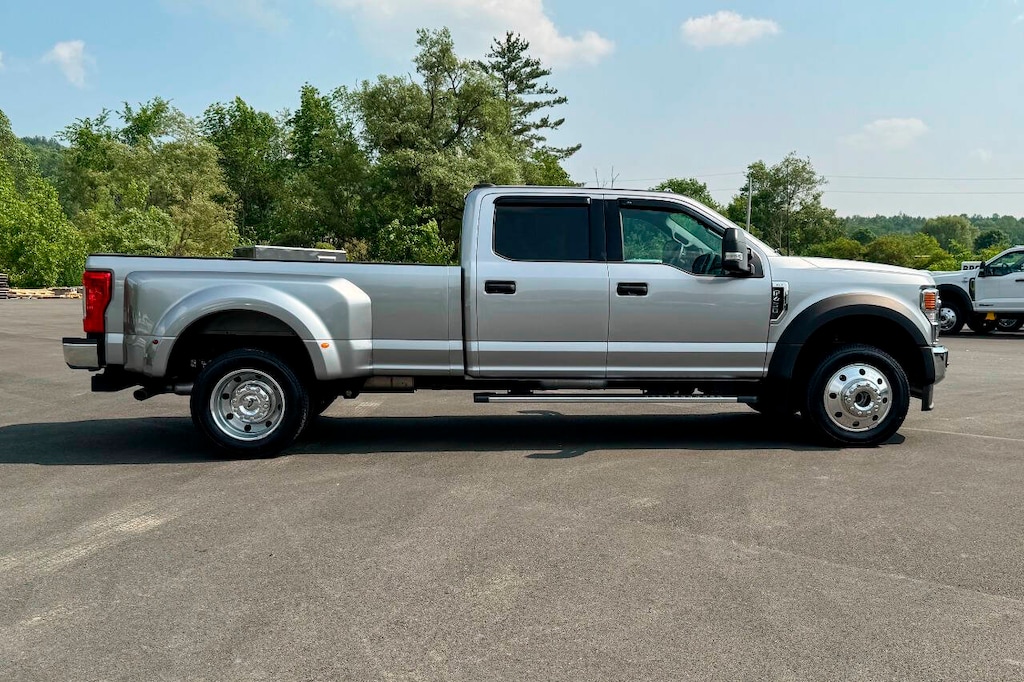 Used 2022 Ford F-450 Super Duty 4X4 4dr Crew Cab 179.8 203.8 in. WB Chassis