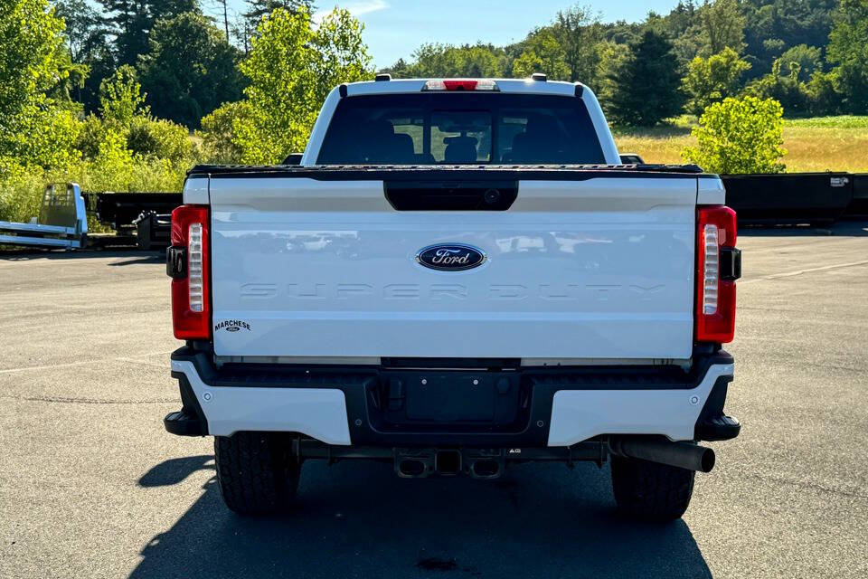 2024 Ford F-350 XL photo 4