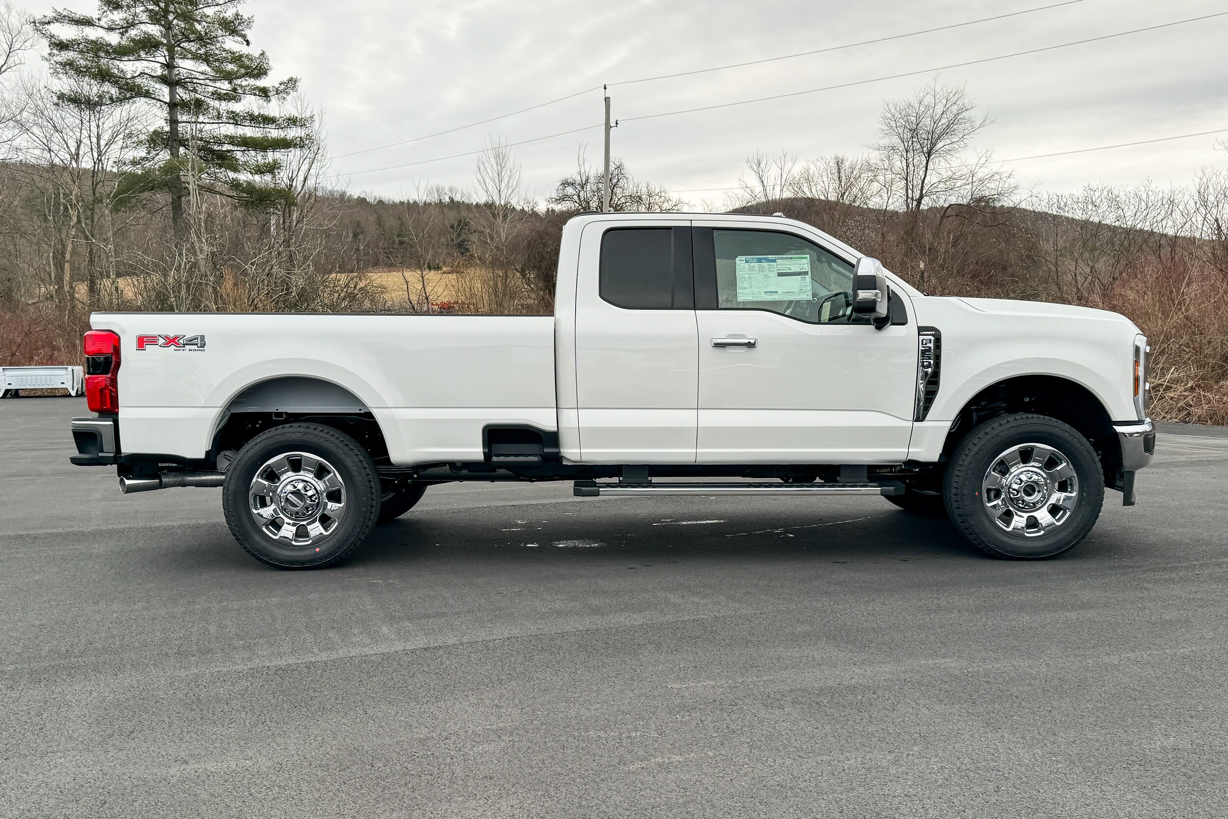 2024 Ford F-350 photo 2