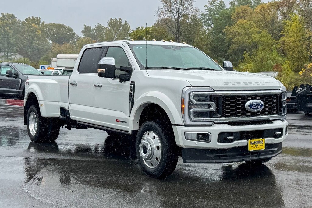 Used 2024 Ford F-450 Super Duty Platinum 4x4 4dr Crew Cab 8 ft. LB DRW Pickup Pickup Truck