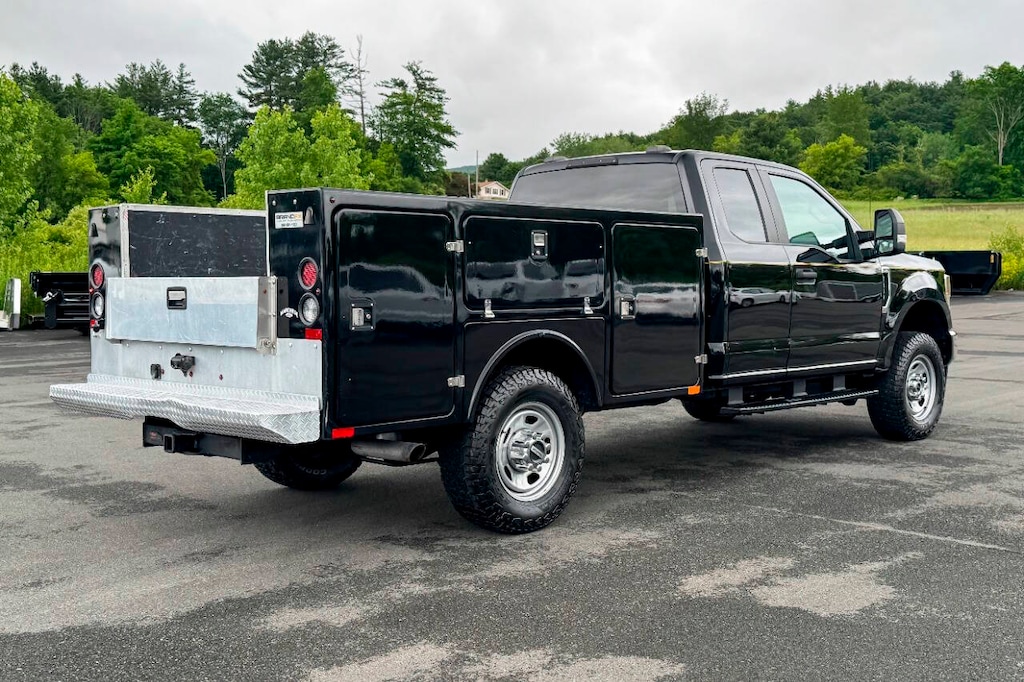 Used 2021 Ford F-350 Super Duty XL 4x4 4dr Supercab 168 in. WB SRW Chassis Chassis