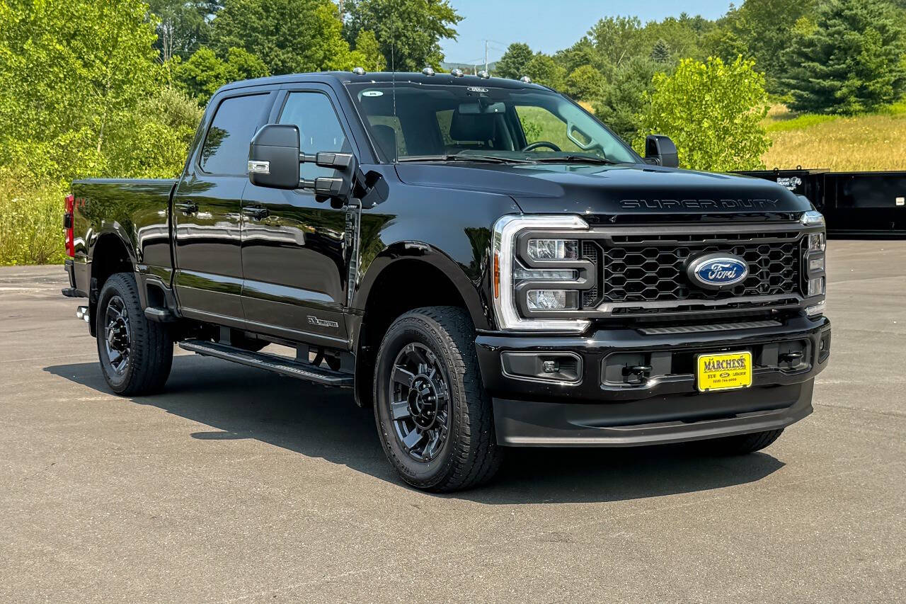 2024 Ford F-350 Super Duty Lariat 4x4 4dr Crew Cab 6.8 ft. SB SRW Pickup