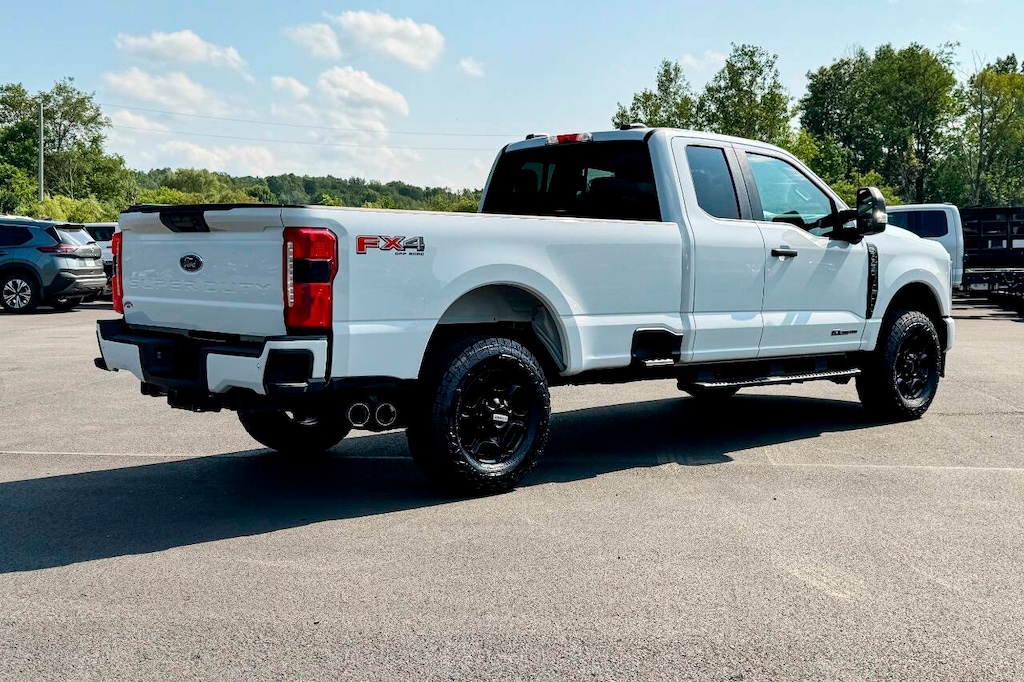 Used 2024 Ford F-350 Super Duty XL 4x4 4dr Supercab 6.8 ft. SB SRW Pickup Pickup Truck
