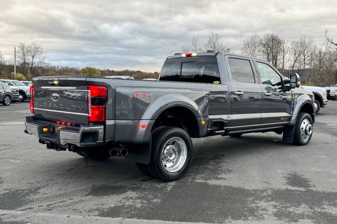 2023 Ford F-450 XL photo 3