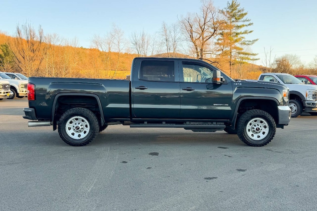 Used 2019 GMC Sierra 3500HD Base 4x4 4dr Crew Cab SRW Pickup Truck