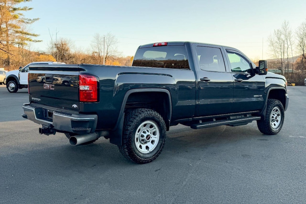 Used 2019 GMC Sierra 3500HD Base 4x4 4dr Crew Cab SRW Pickup Truck