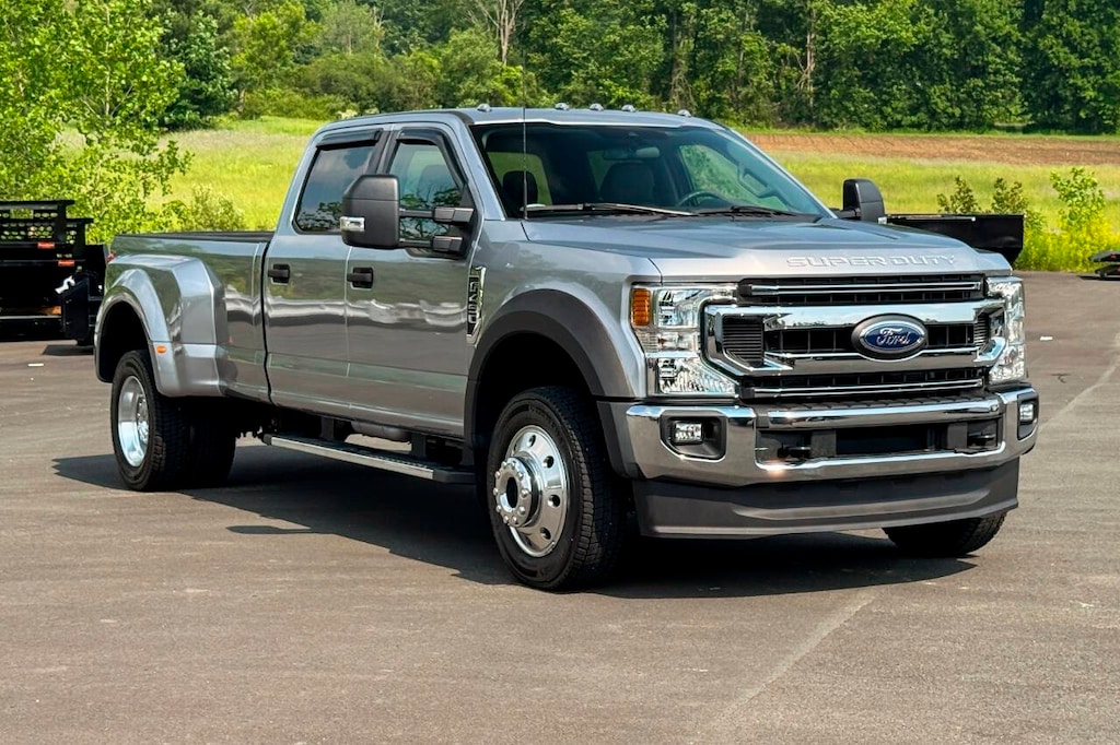 Used 2022 Ford F-450 Super Duty 4X4 4dr Crew Cab 179.8 203.8 in. WB Chassis
