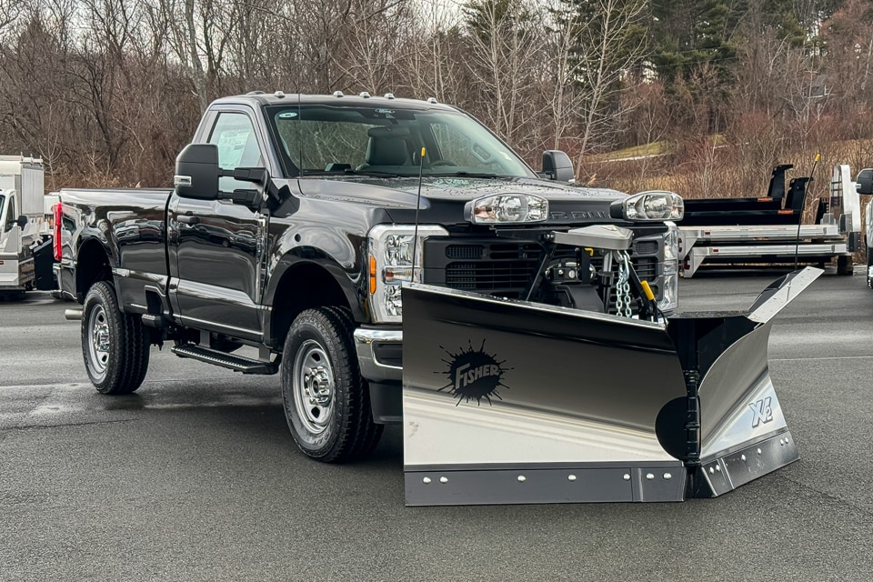 2025 Ford F-350 Super Duty XL's photo
