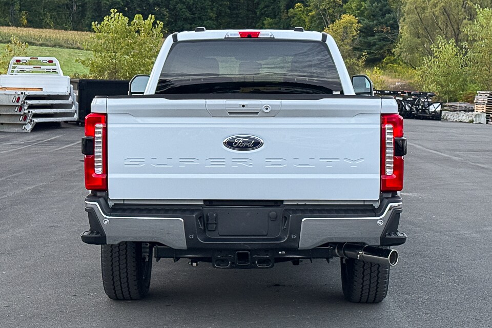 2026 Ford F-350 photo 4