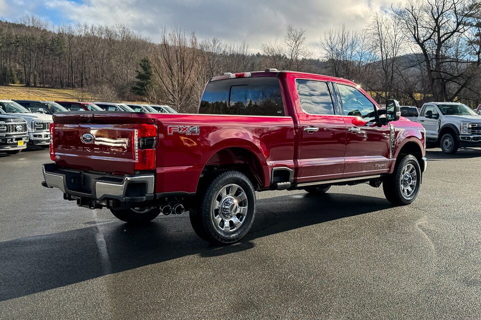 2026 Ford F-350 photo 3