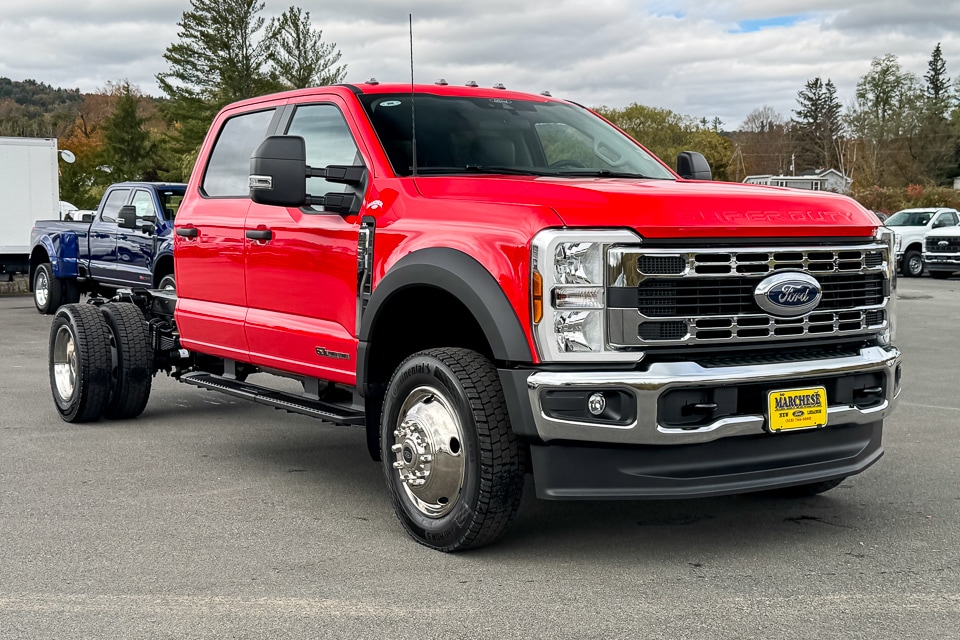 2026 Ford F-550 Super Duty Chassis Cab XL's photo