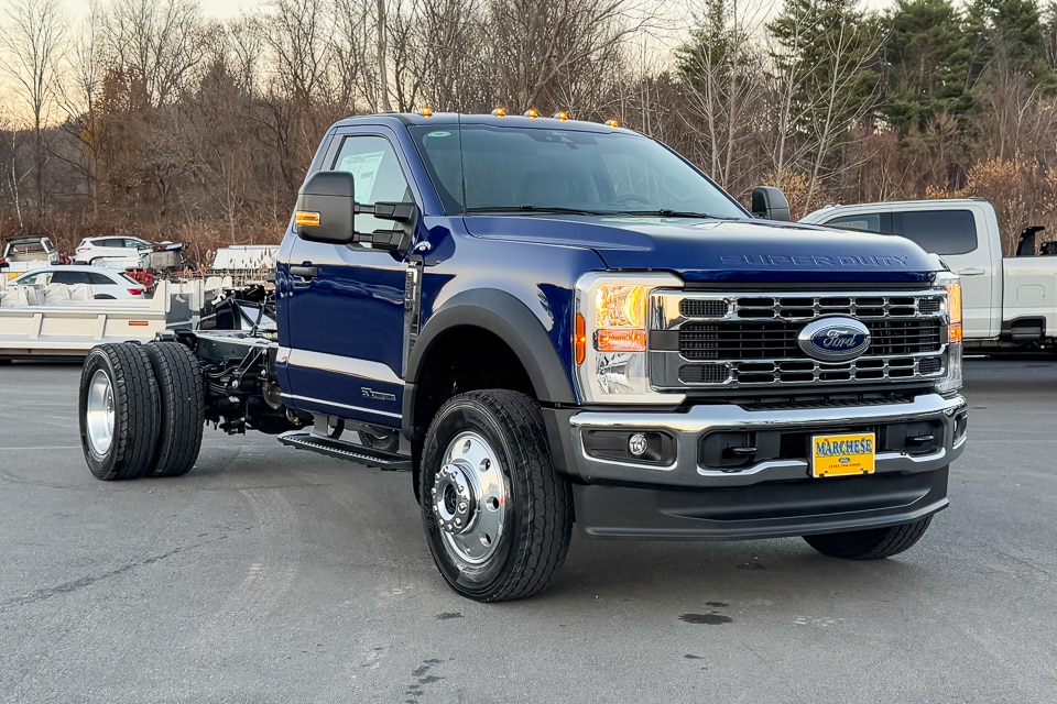 2026 Ford F-600 Super Duty Chassis Cab XLT's photo
