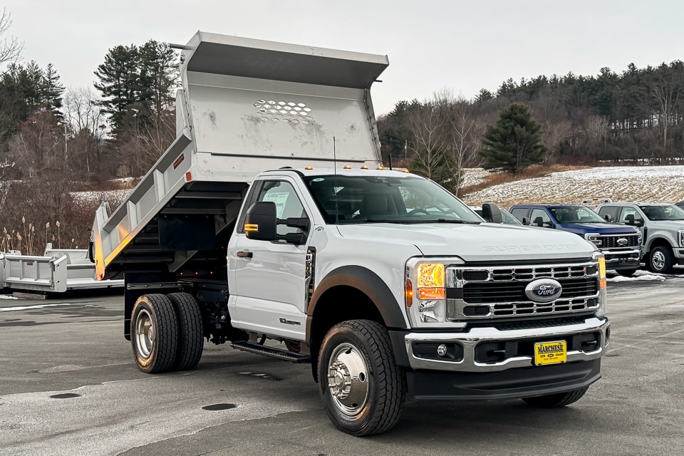 2026 Ford F-600 Super Duty Chassis Cab XL's photo