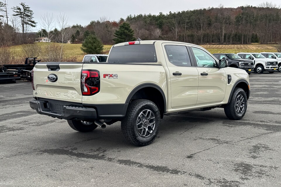 2025 Ford Ranger XLT photo 3