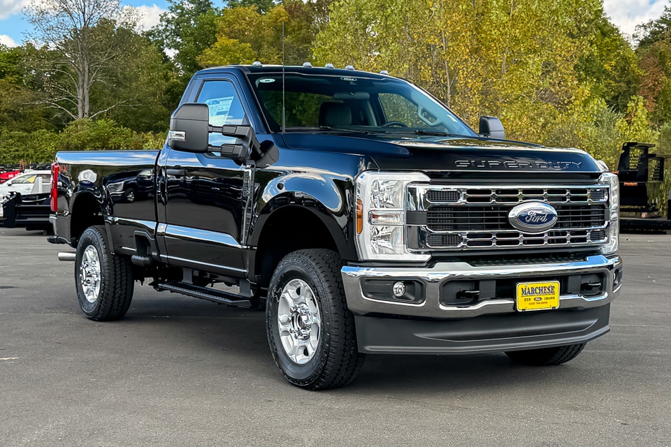 2026 Ford F-350 Super Duty XLT's photo