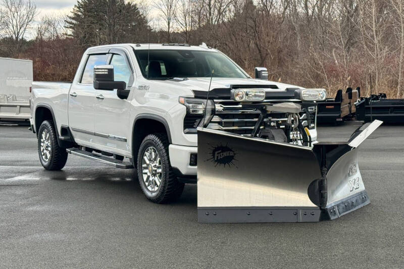 2024 Chevrolet Silverado 2500HD High Country's photo