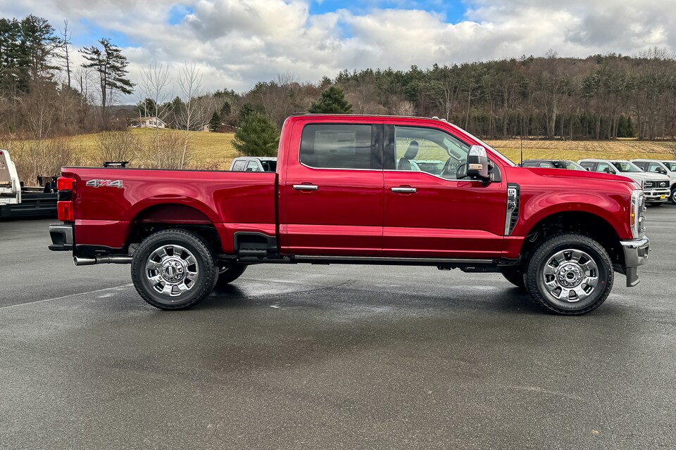 2026 Ford F-350 photo 2