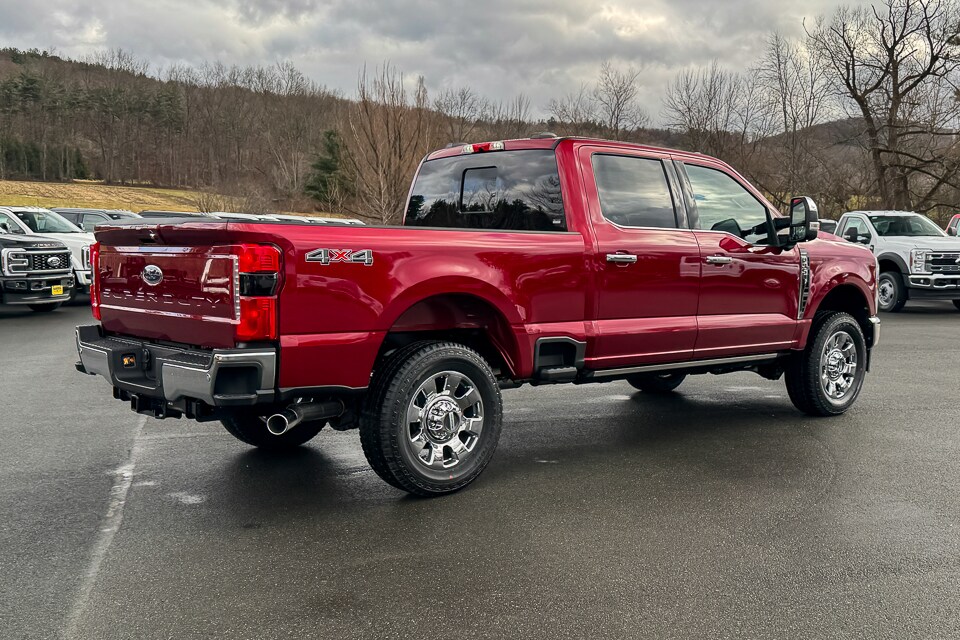 2026 Ford F-350 photo 3