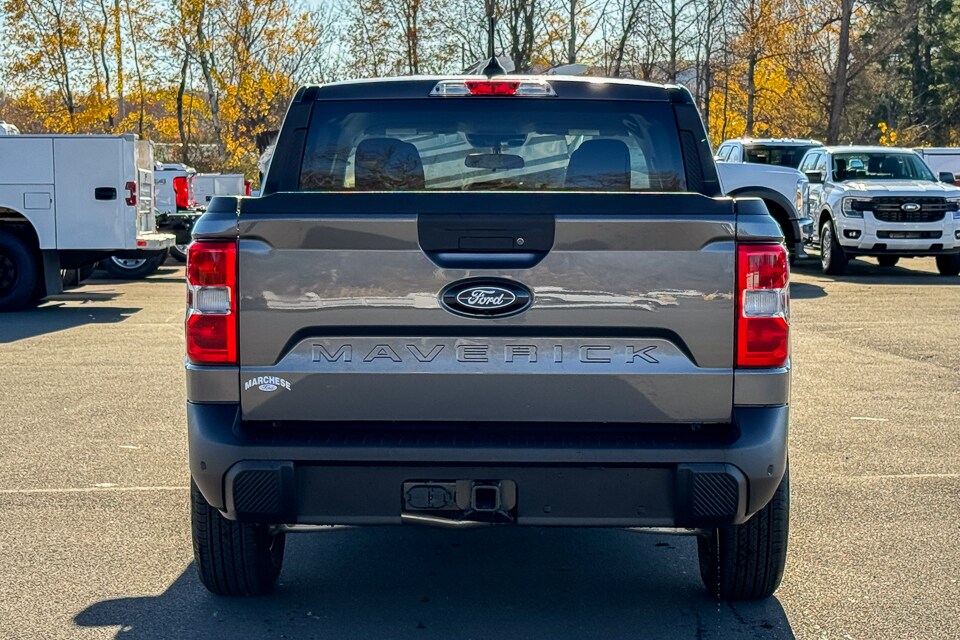 2025 Ford Maverick XL photo 4
