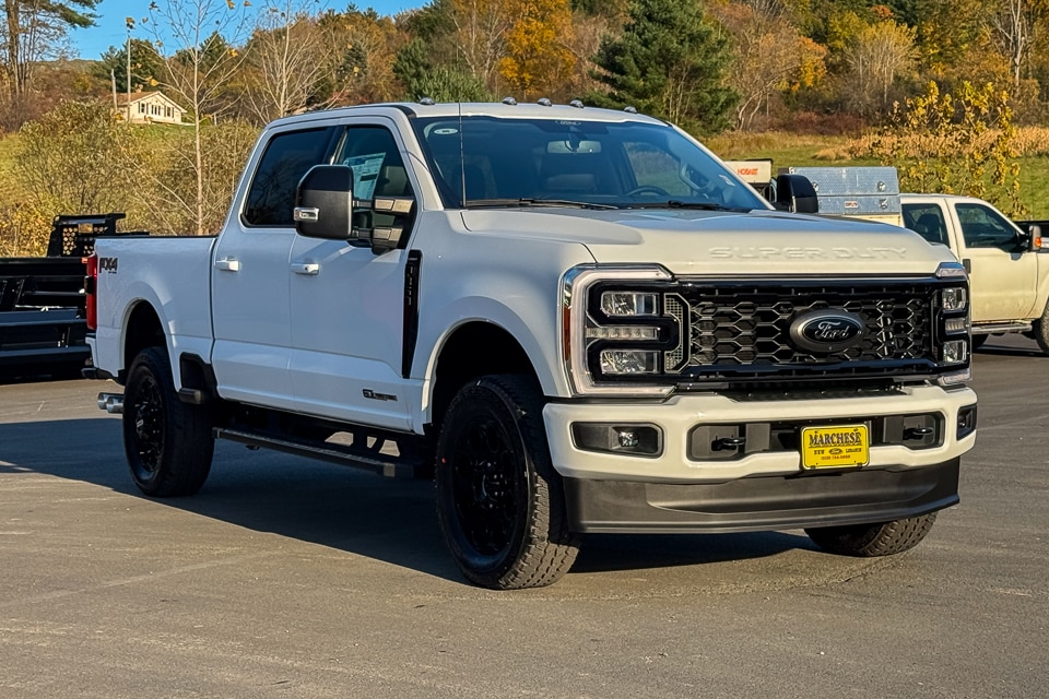 2026 Ford F-350 Super Duty Lariat's photo