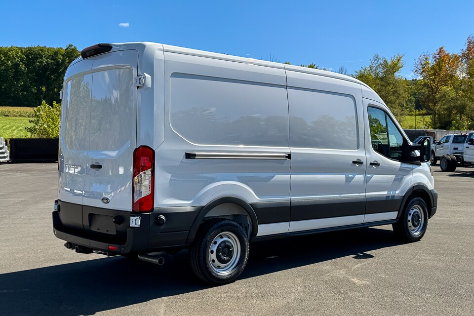 2025 Ford Transit Cargo Van photo 3
