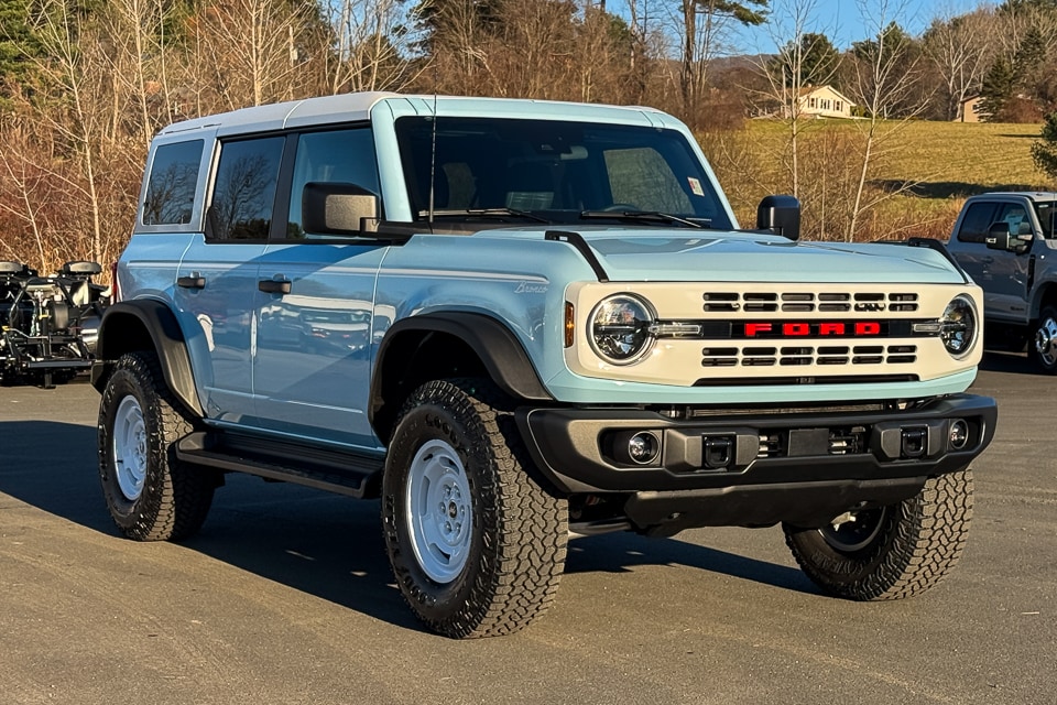 2025 Ford Bronco 4-Door Heritage Editon's photo