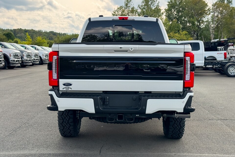 2026 Ford F-350 photo 4