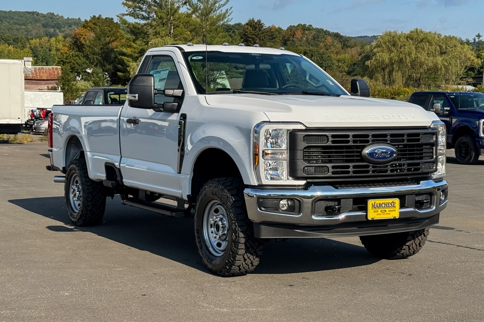 2026 Ford F-250 Super Duty XL's photo