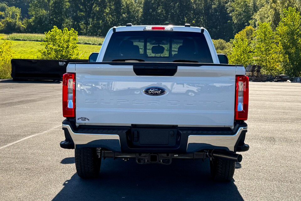 2026 Ford F-250 photo 4