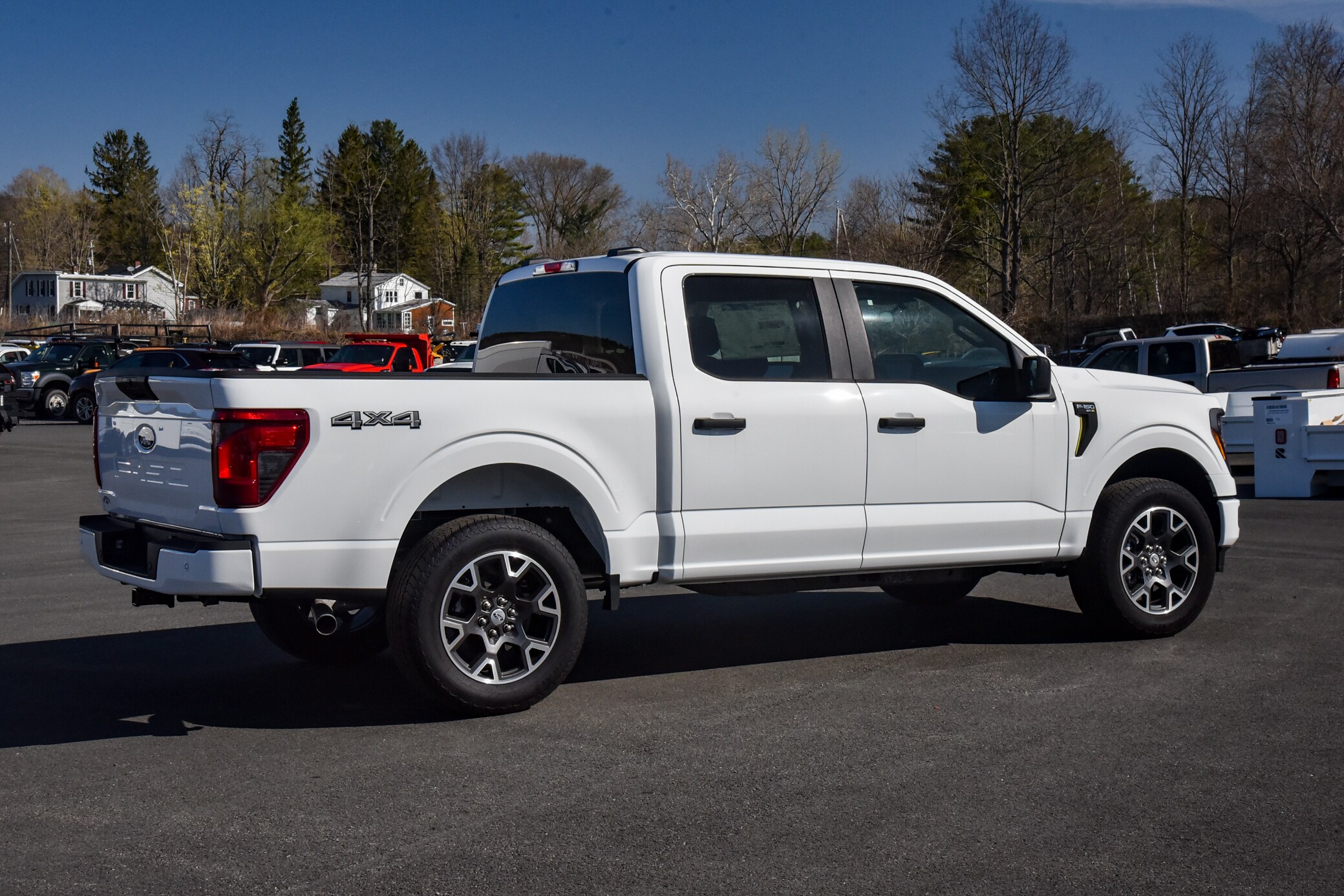 2025 Ford F-150 photo 2