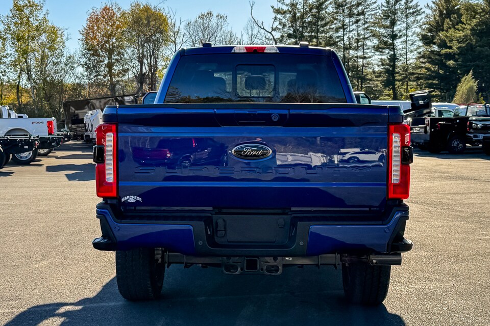 2026 Ford F-350 Lariat photo 4