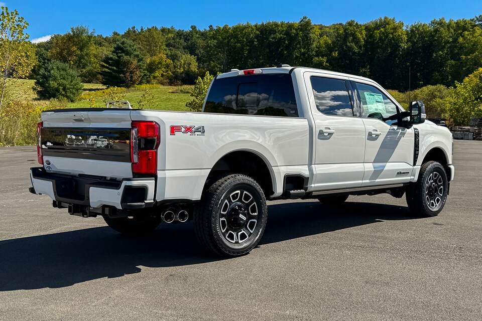2026 Ford F-350 XL photo 3