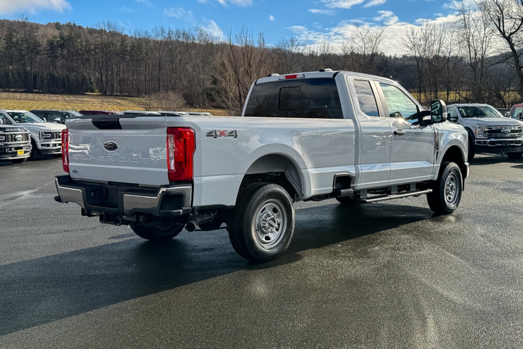 New 2026 Ford F350 Super Duty F-350 XL PICKUP