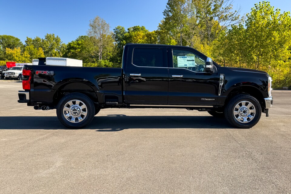 2026 Ford F-350 photo 2